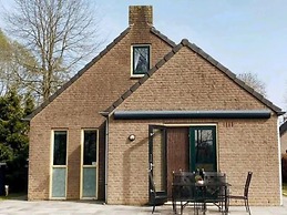 Family Bungalow With Private Garden