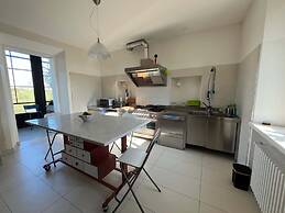 Lavish Villa With Spa, Pool, Turkish Bath