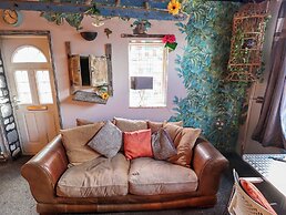 Dormy Cottage
