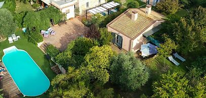 Villa Glicini - Delightful Cottage With Pool