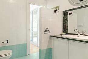 Villa Glicini - Delightful Cottage With Pool