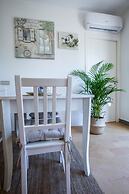 Villa Glicini - Delightful Cottage With Pool