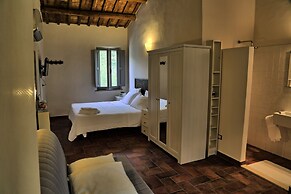 Big Historic Private Villa With Pool and Garden