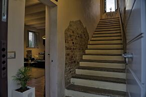 Big Historic Private Villa With Pool and Garden