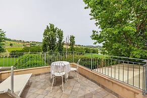 Big Historic Private Villa With Pool and Garden