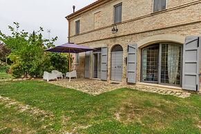 Big Historic Private Villa With Pool and Garden