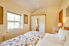 Host Stay The Station Cottage