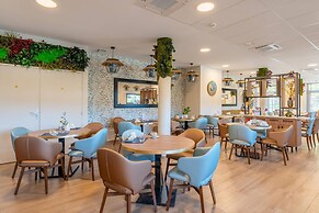 Quality Suites Grenoble Sud