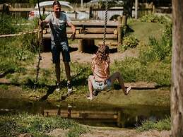 Charming Tiny House Getaway With Terrace