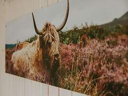 Charming Tiny House Getaway With Terrace