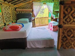 Ciwidey Jungle Camp & Villa