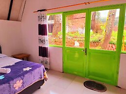 Ciwidey Jungle Camp & Villa