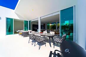 Modern 4 Bed Private Pool Villa KH-B6
