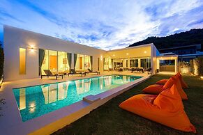 Modern 4 Bed Private Pool Villa KH-B6