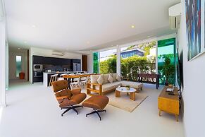 Modern 4 Bed Private Pool Villa KH-B6