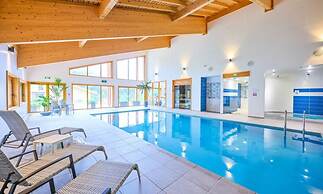 Apartment Near Lake Geneva With Jacuzzi