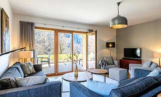 Apartment Near Lake Geneva With Jacuzzi