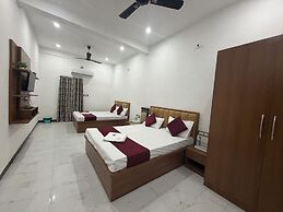 Aakriti's Home Stay
