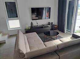 Elegant Villa Ilma With Pool