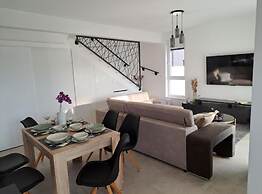 Elegant Villa Ilma With Pool