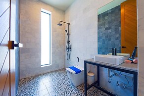 Luxury Large 3 Bedroom Pool Villa (KH-C5)