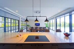Luxury Large 3 Bedroom Pool Villa (KH-C5)