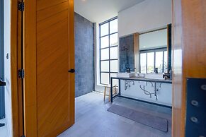 Luxury Large 3 Bedroom Pool Villa (KH-C5)