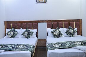 Hotel Paras Stay