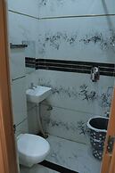 Hotel Paras Stay