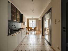 Art Palace by Fragola Collection
