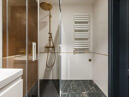 Art Palace by Fragola Collection