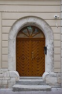 Art Palace by Fragola Collection