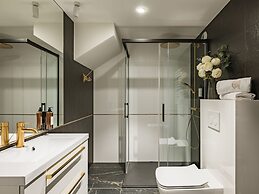 Art Palace by Fragola Collection