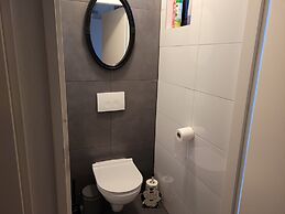 Peaceful Bungalow Near Forest Edge