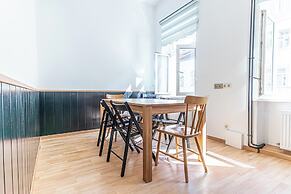 3BR Apt 15 Min from Landstraße Hub