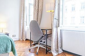 3BR Apt 15 Min from Landstraße Hub