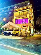 Baan Phu Chalong Place