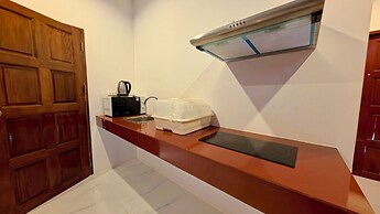 Baan Phu Chalong Place