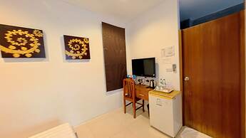 Baan Phu Chalong Place