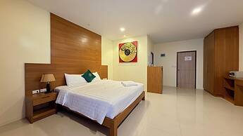 Baan Phu Chalong Place