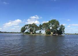 Modern Houseboat in Offingawier With Terrace
