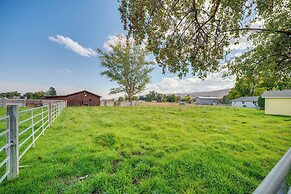 Ski, Fish & Explore: Yakima Wine Country Home!