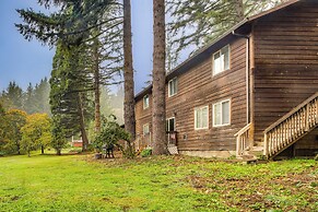 3 Acres! Spacious Waterfront Home in Amboy