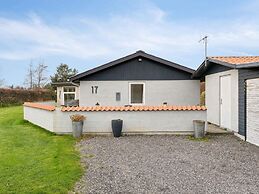 5 Star Holiday Home in Hals