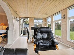 5 Star Holiday Home in Hals