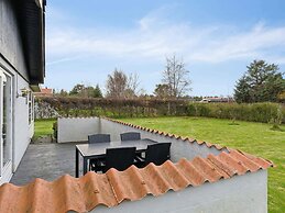 5 Star Holiday Home in Hals