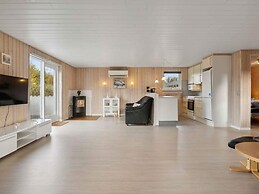 5 Star Holiday Home in Hals