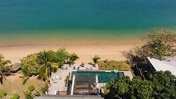 Amako Beach House