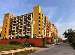 Venetian Signature Condominium
