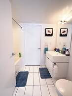 Lux Lakeview Suite CNTower Free Parking